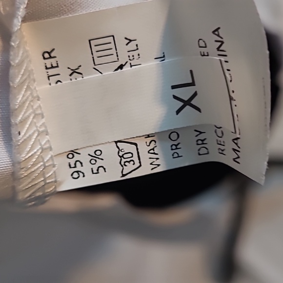 Women's White Short Sleeve Top - Picture 3 of 7